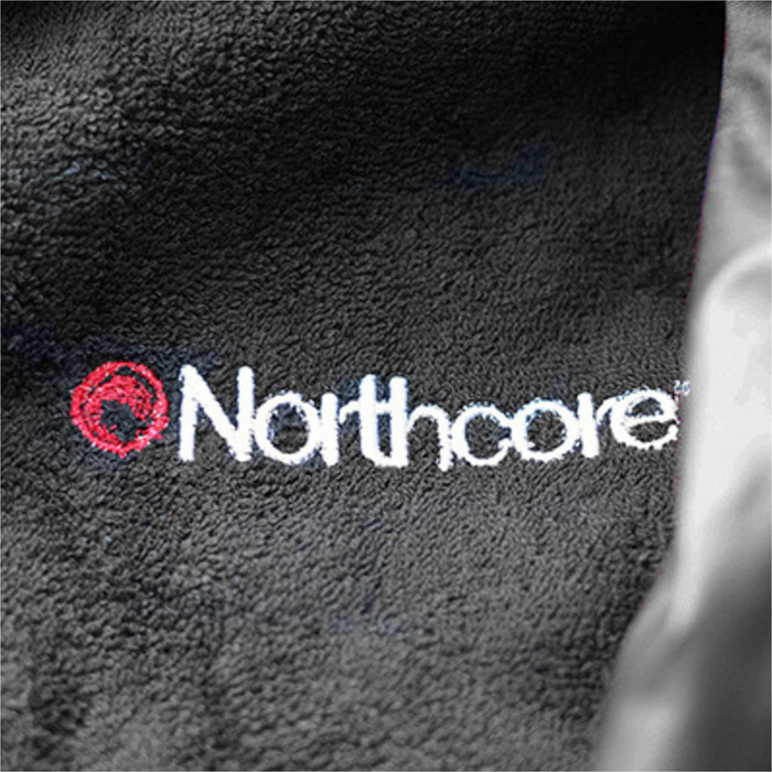 2024 Northcore Beach Basha Pro 4 Kauden Robe / Poncho NOCO24J - Black